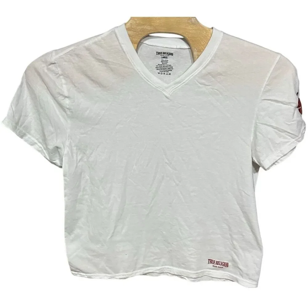 True Religion Large White V Neck T-Shirt Rust Print